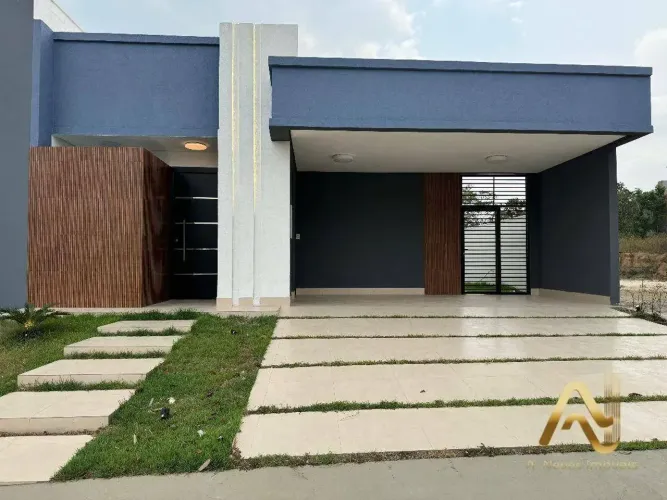 Casa com piscina e 3 suítes à venda no Condomínio Vivenda das Marinas, 132 m² por R$ 890.0