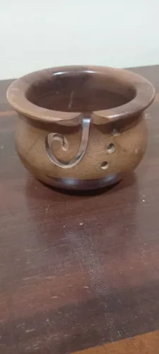 Pote em madeira