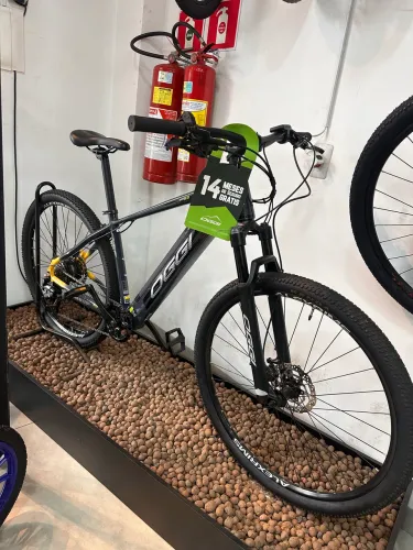 Bicicleta Aro 29 Elétrica Oggi 8.0 c/acelerador