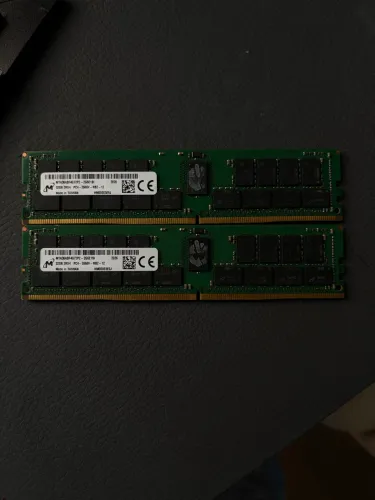 memórias Micron para servidor (ECC Registered).