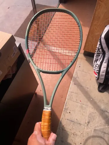 Raquete Yonex Percept 97D
