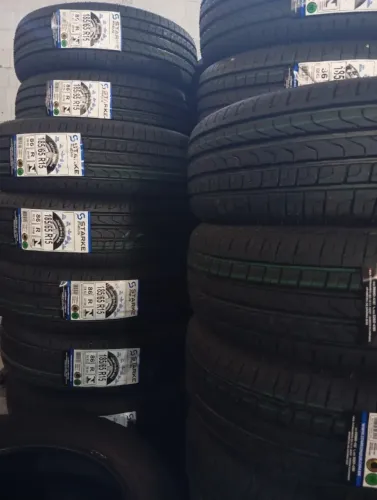 Mais aderência e segurança com pneus novos