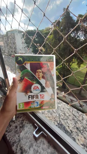 5 jogos de Xbox 360 com caixas