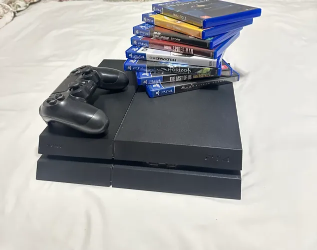 PlayStation 4 PS4 2TB + 8 jogos e 1 controle
