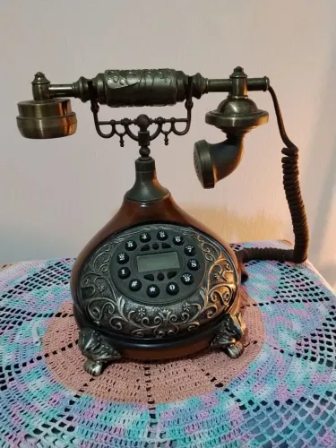 Telefone antigo vintage residencial