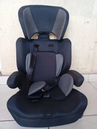 Cadeirinha de carro e assento elevação 9 a 36 kg