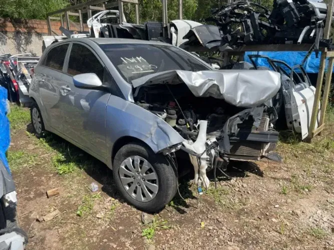 SUCATA HYUNDAI HB20 2015 DISPONIVEL PARA RETIRADA DE PEÇAS