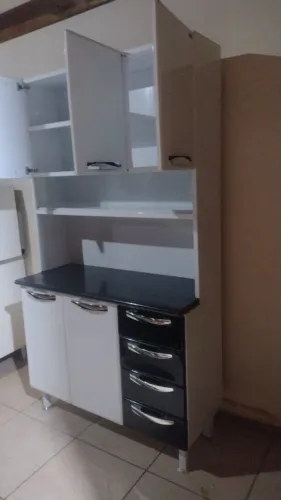 Armário de cozinha em aço