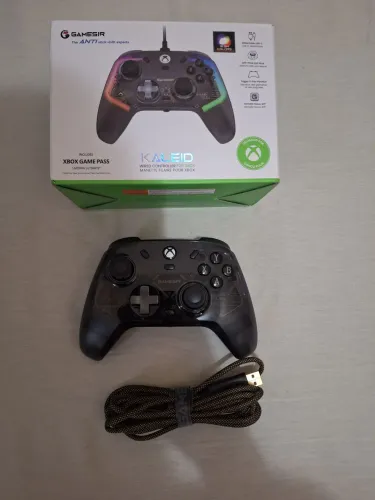 2 Controle Gamesir Kaleid e Kaleid Flux