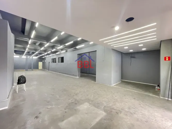 Comercial para Locação em São Paulo, Itaim Paulista, 4 banheiros, 4 vagas