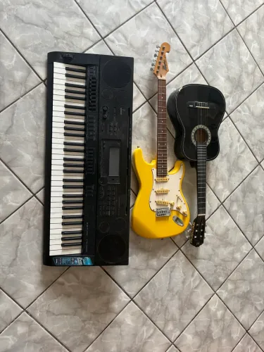 Violão, Guitarra e Teclado Musical