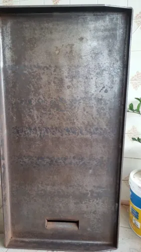 Vende-se box e chapa de lanche