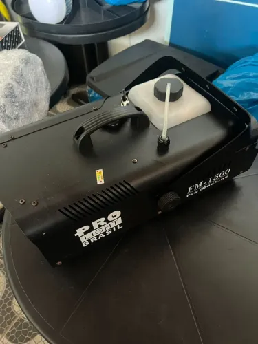 Máquina de Fumaça Pro Light Brasil FM-1500