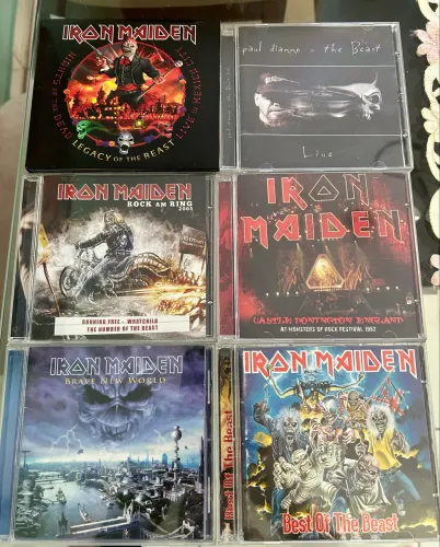 Iron Maiden comprar 04 cada um sai por R$25,00! Se for menos de 04 sai cada R$50,00