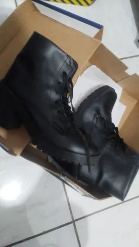 Bota 39 40 usada 2 vezes