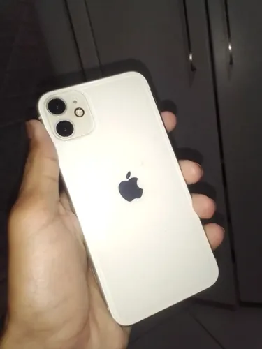 iPhone 11 (leia descrição) aceito troca