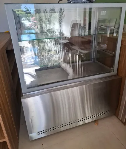 Vitrine refrigerada