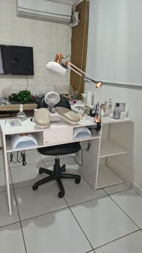 Bancada para manicure/nail designer em L