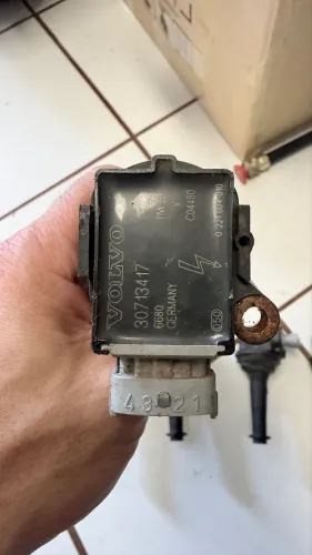 Bobina de Ignição Original Volvo 30713417 Bosch 0221604010 C30 S40 V50 T5