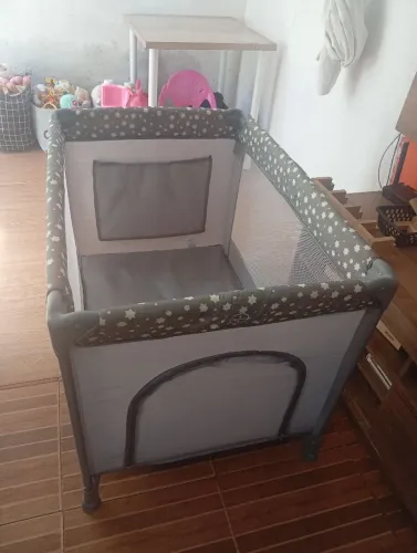 Berço portátil (Chiqueirinho)