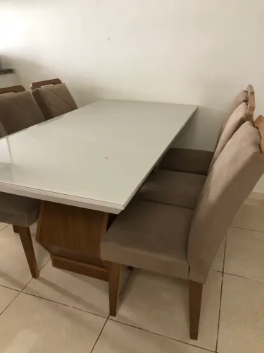 Mesa de jantar tampo de vidro com 6 cadeiras