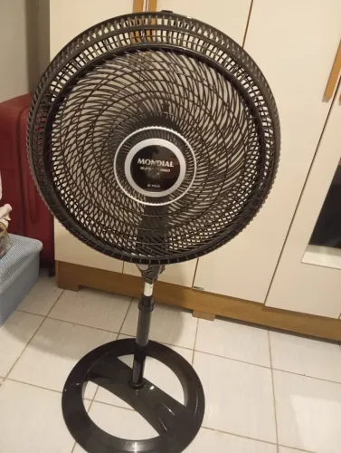 Ventilador vertical