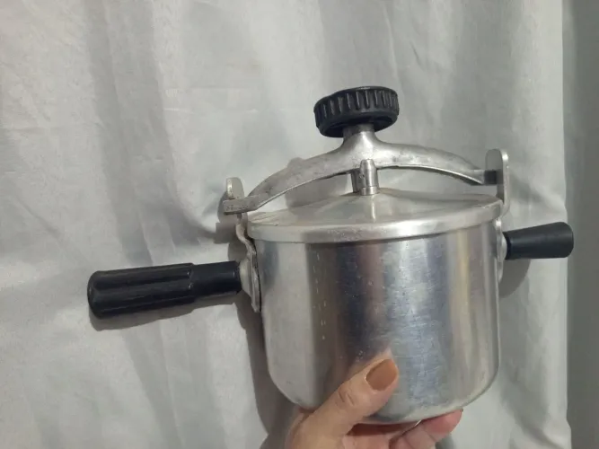 Panela antiga pressão anos 70