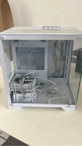 Gabinete Gamer Aquário Hayom com 4 fans RGB