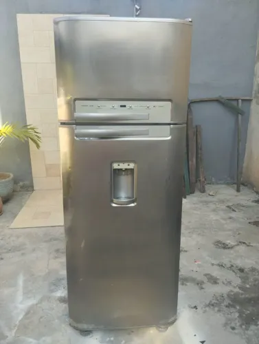 Geladeira Eletrolux Frost Free 440 litros Entrego 