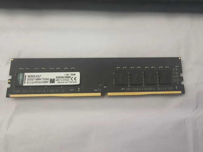 Memória Ddr4 2666mhz 8gb KVR26N19S8/8 não foi usada veio errada