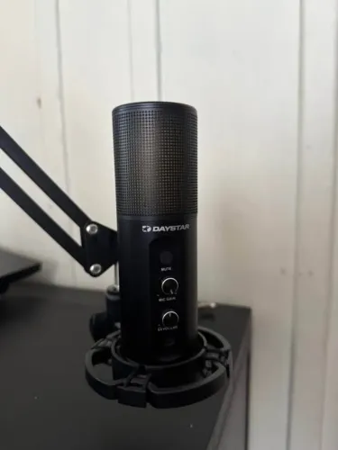 MICROFONE DAYSTAR DSU12 USB + Braço Articulado Completo
