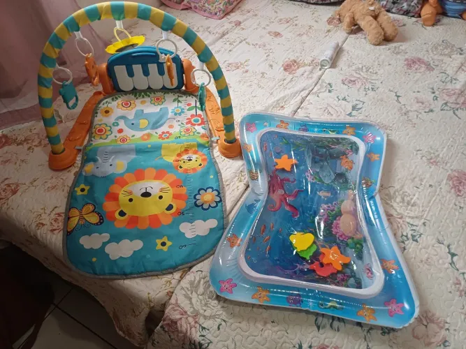 Tapete de atividade de bebê e de Água 