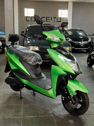 SCOOTER ELÉTRICA - NEW SPEED *NÃO PRECISA DE CNH*