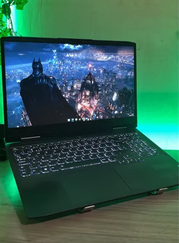 Lenovo LOQ i5 - 12450H, 8 gb RAM, NVIDIA GeForce RTX 2050 4 gb, SSD 512 gb
