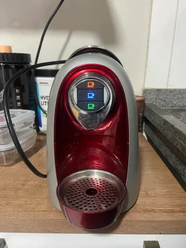 Cafeteira TRES 3 Corações Modo S04 127V Vermelha