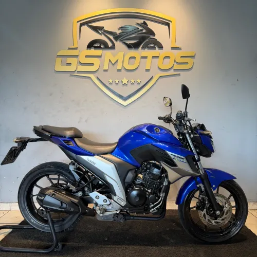Fazer 250 NOVA ( divido ate 21x no cartão )