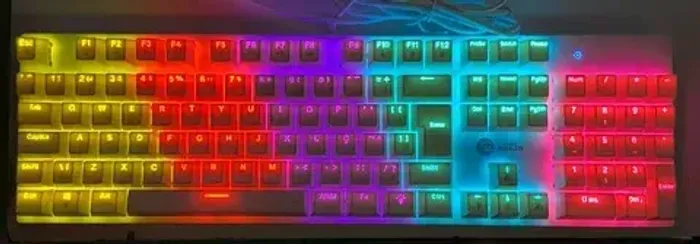 Teclado mecânico gamer switchs blue com RGB (ZERO NA CAIXA)