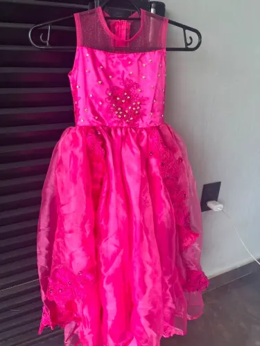 Vestido semi novo usado apenas uma vez