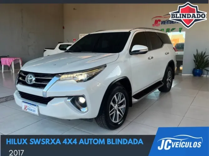 Toyota Hilux SW4 4X4 2.8 Diesel 2017