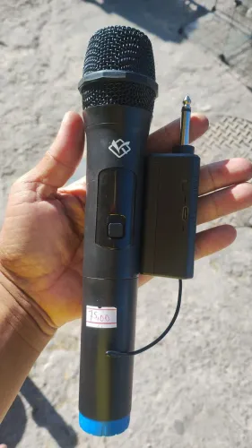 Microfone sem fio 75 reais bairro tupi a