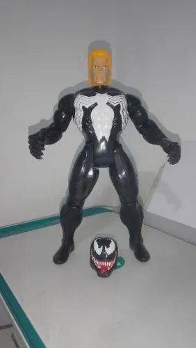 Eddie Brock/Venom Toybiz 25 centímetros!