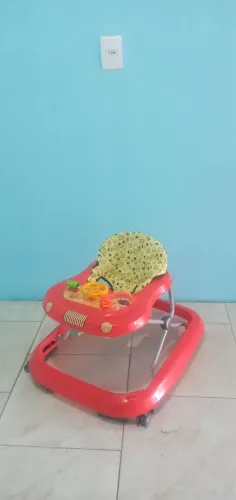 Andador novo da Tutti baby