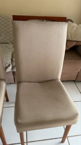Cadeira de jantar estofada