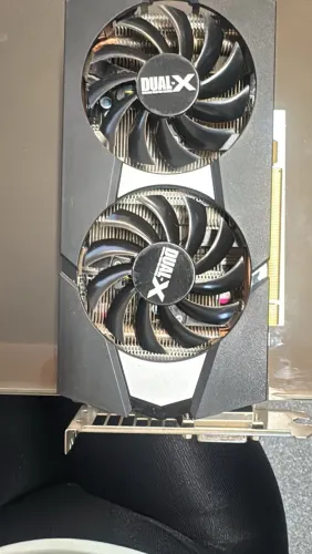 Placa de vídeo Sapphire Radeon R7 265 Dual-X