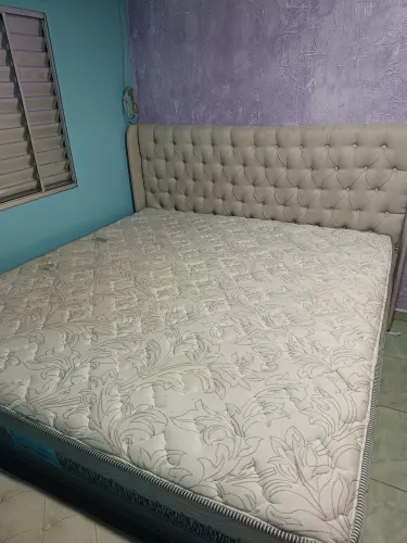 Cama King + cabeceira + sapateira