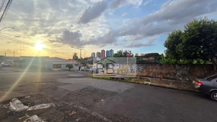 Terreno à venda, 576 m² por R$ 695.000 - Jardim Miranda - Campinas/SP