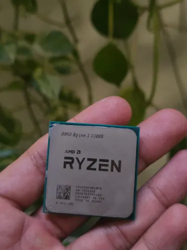 Ryzen 3 2200G