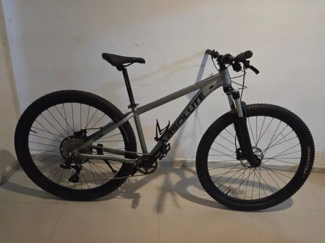 Bicleta Absolute Nero 5, quadro 16,5