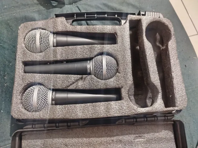 Microfone com fio vocal HT 48a-5 CSR