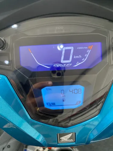 HONDA ELITE 125cc EXTREMAMENTE NOVA